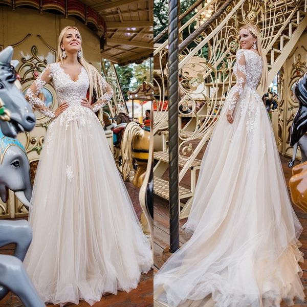 

2020 vintage a-line beaded lace appliques wedding dresses with v-neck covered button back long sleeves wedding gowns vestidos de novia