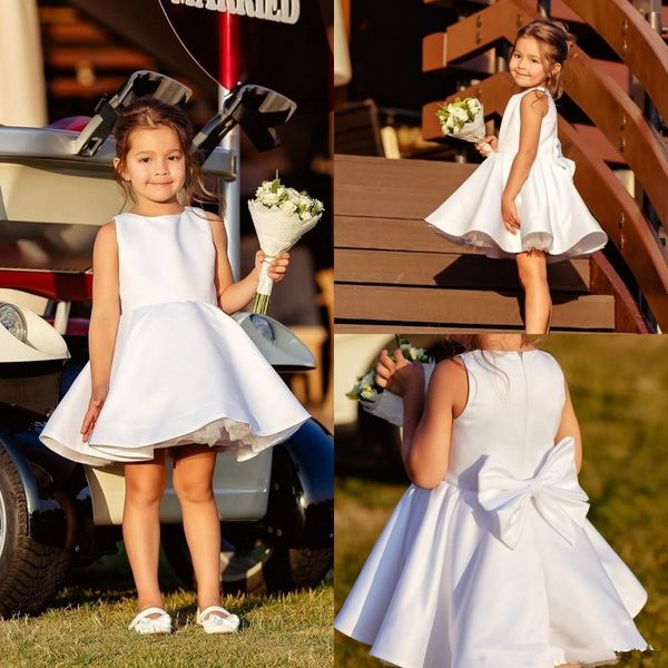 

Cute Simple Flower Girl Dresses with Big Bow Sash A Line Knee Length Little Girls Wedding Party Wear First Communion Pageant Dress Z102