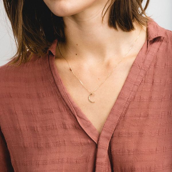 

statement gold necklace women long chain moon pendant necklace stainless steel dainty chokers necklaces friends couple gift, Golden;silver