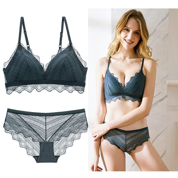 

lace triangle cup bra sets for women wireless thin breathable comfortable bralette underwear solid color lingerie set, Red;black
