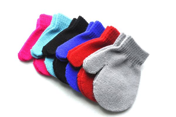 

1 pair knitted kids sports gloves for running fitness full finger gloves 2 3 4 years children winter outside playing warm gloves, Black