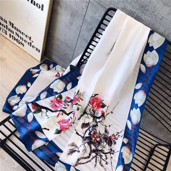 

модный бренд весной и осенью дамы путешествия солнцезащитный крем шарфы ведущих дизайнеров роскоши атласное шарфы высокого качества 90 * 180, Blue;gray