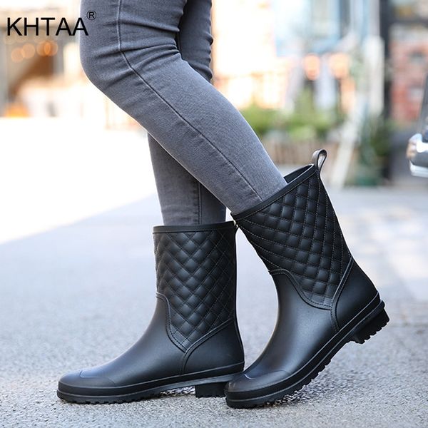 Frauen Rain Flache Plattform Niedrigen Absätzen Mittlere Waden Stiefel Neue Mode Weibliche Slip Auf Nähen Casual Schuhe Damen Wasserdichte Schuhe