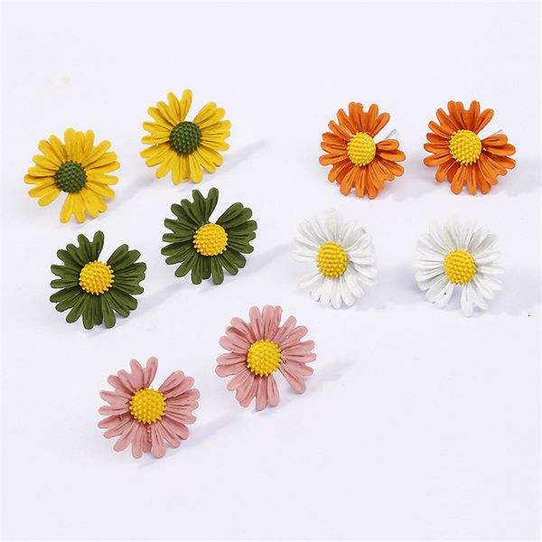 

cute candy color small daisies stud earrings for women metal flower earrings chrysanthemum fresh simple korean 2020, Golden;silver
