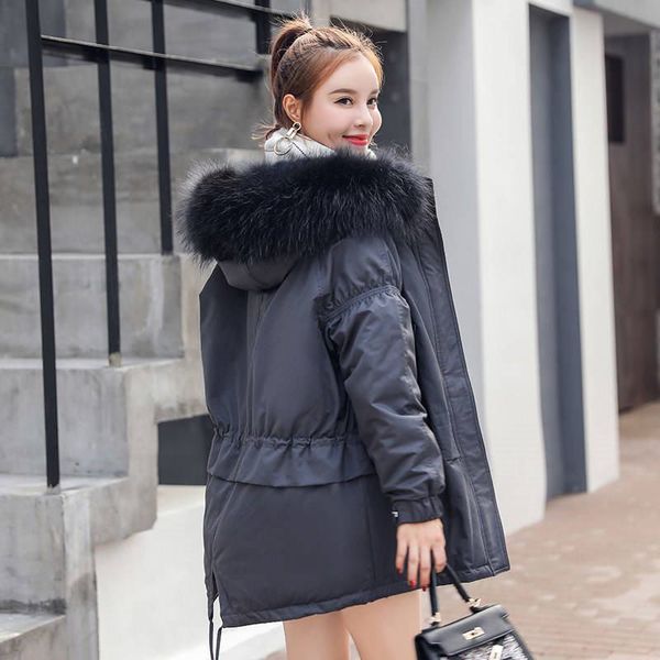 

2019 new winter women large real raccoon fur hooded white duck down jacket female oversize dovetail down coat thick parka m03, Black