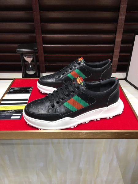 

2019v new luxury men's designer casual shoes, fashion casual wild sports men's shoes, original packaging shipping size: 38-45