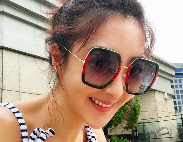 

new square sun glasses designer ladies oversized crystal sunglasses women big frame mirror sun glasses for female uv400 0106s, White;black