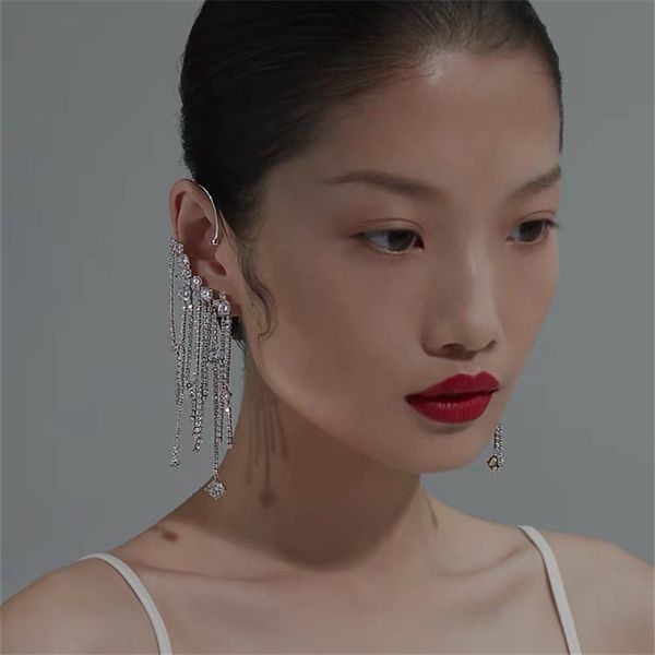 

fashion-r cuff multi crystal chain tassel clip earrings for women hyperbole cuff earring femme brincos fashion show jewelry, Golden;silver