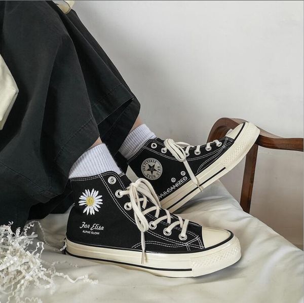 

spring summer 1970s the new outdoor canvas shoes for men women little daisies girl's casual shoes lovers shoes 35-44, Black