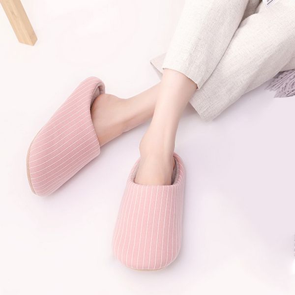 

monerffi warm home slippers fluffy fur slippers slip on house soft and warm house shoes casual non-slip, Black