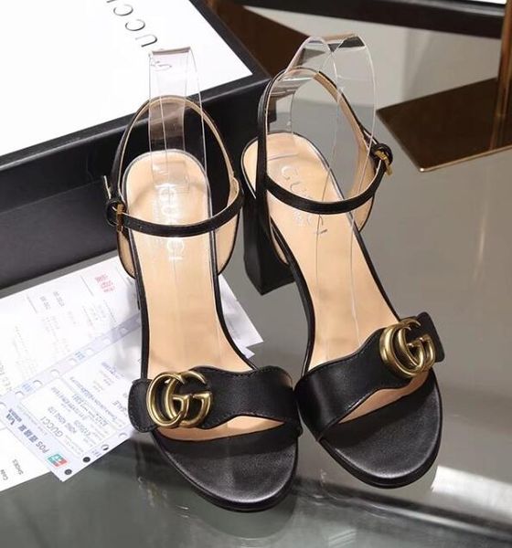 

2019 New women Sandals Fashion Europe Women striped Slippers Summer Beach shoes slippers flip Wholesale #015