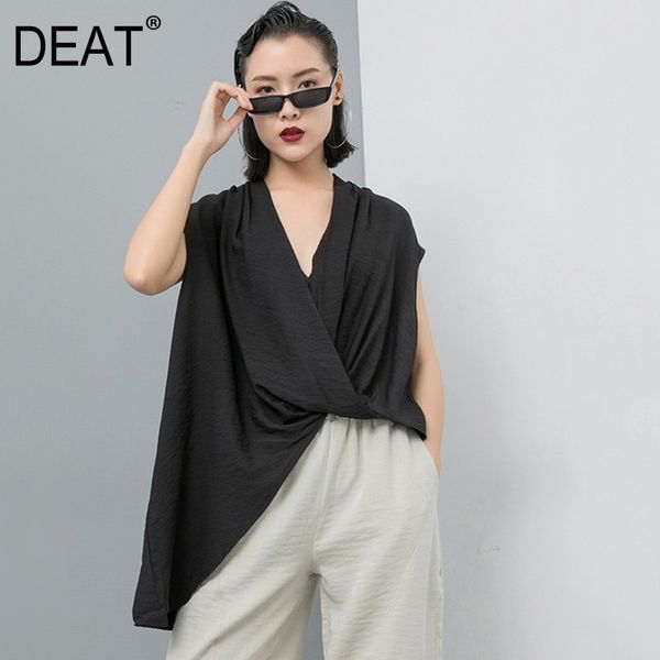 

eam] 2019 new spring summer v-collar sleeveless personality black irregular white loose tank women fashion tide jt16
