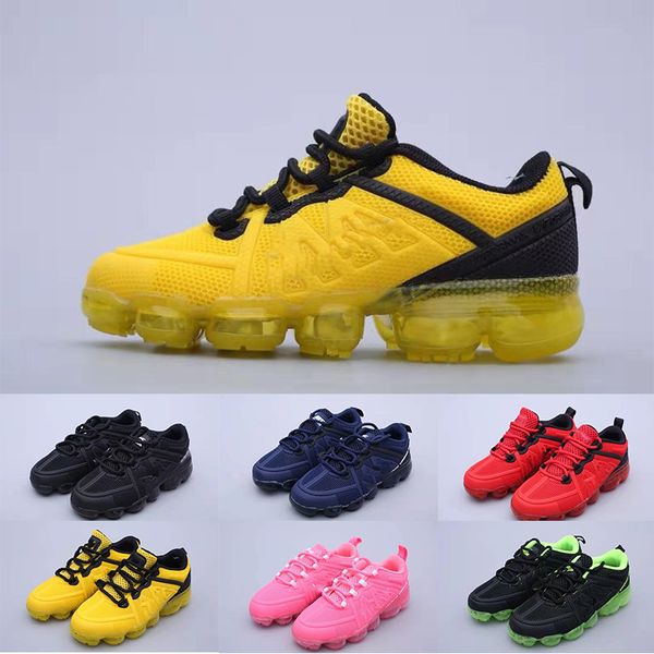 girls running spikes size 2