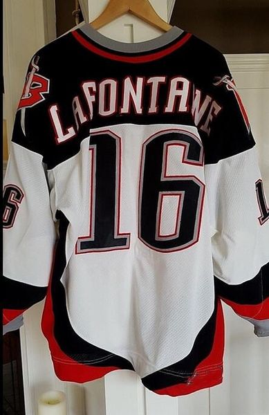 

rare vintage buffalo sabres #16 pat lafontaine hockey jersey embroidery stitched customize any number and name jerseys, Black;red