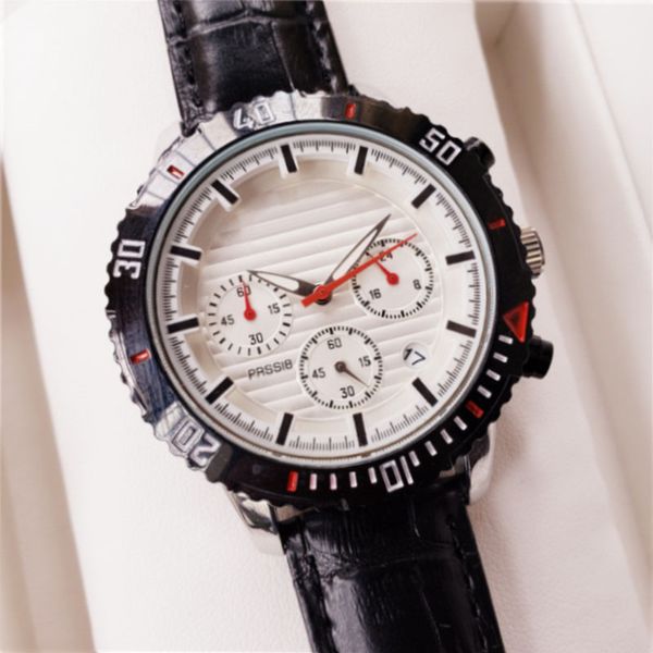 

2019 42mm Leather Quartz Mens Watch Full Function Men's Watches 4colors Luxury Mens Watches Quartz Wristwatch