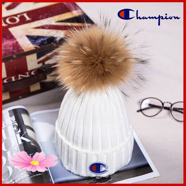 

чемпион вязаные real fur hat сгущаться шапочки с real raccoon fur помпонами warm caps snapback помпоном шапочку шляпы, Blue;gray