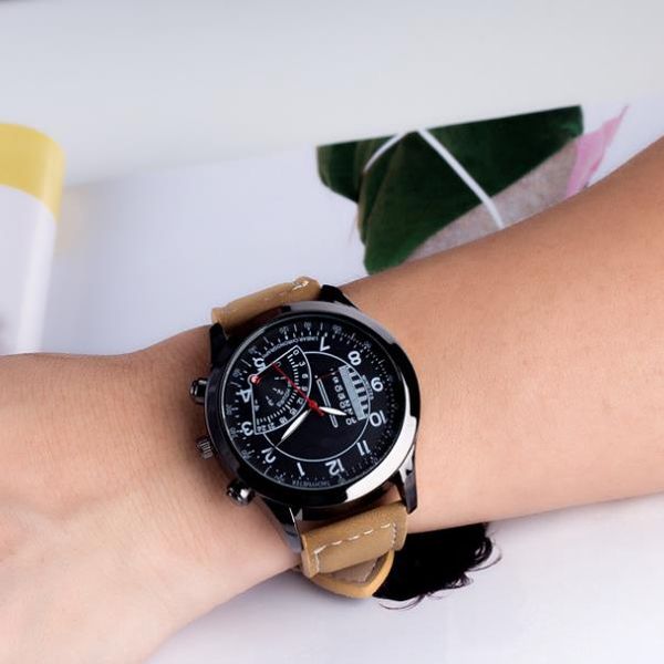 

fashion men and women classic business real belt business thermometer big wrist expression not mechanical watch, Slivery;brown