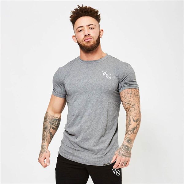 

2018 Summer Men's New Muscle Fitness Mens T shirts Tourism Solid Color Men T-shirt Fashion Tide Brand Men's Short Mens T shirt