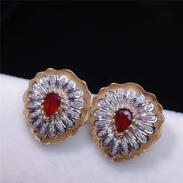 

18k gold natural ruby diamond earrings/luxury atmosphere, Golden;silver