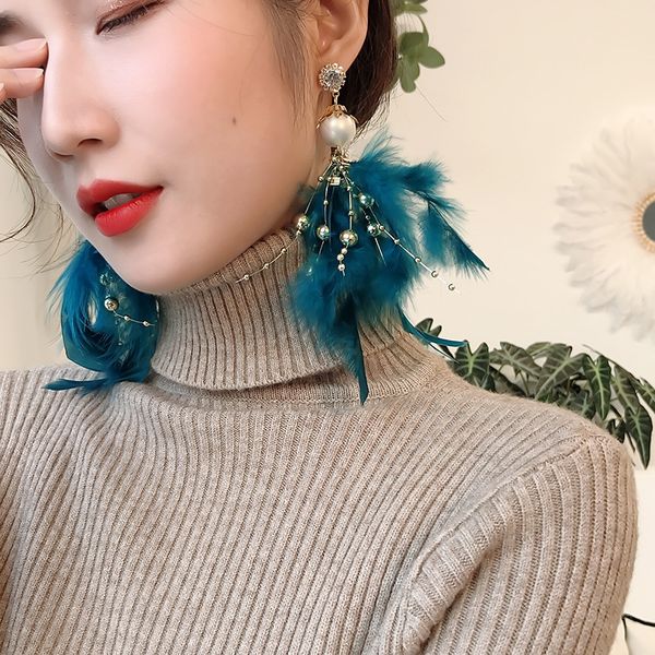 

mwsonya new korean fashion cute long feather pendant earrings elegant for women fringed earrings boucle holiday jewelry, Golden