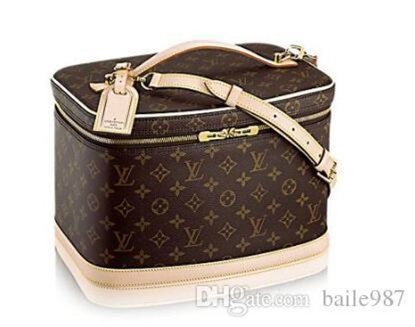 

A A A Top quality 2 size Europe 2018 luxury brand women bags handbag Famous designer handbags Ladies handbag women shop bags backpack