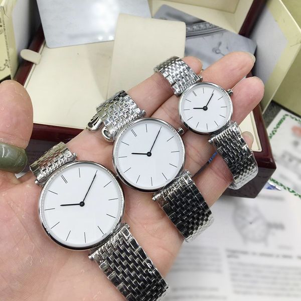 

Luxury CLASSIQUE Swiss Quartz Movement Sapphire Crystal Silver 316L Stainless Steel Strap Plaid Roman numerals Dial Couple Watch