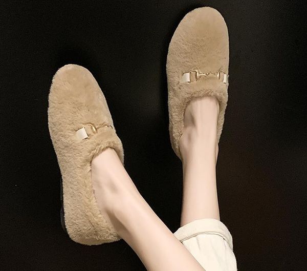 

plus velvet bean shoes female fur shoes 2019 autumn and winter tide new wear lazy one foot, Black