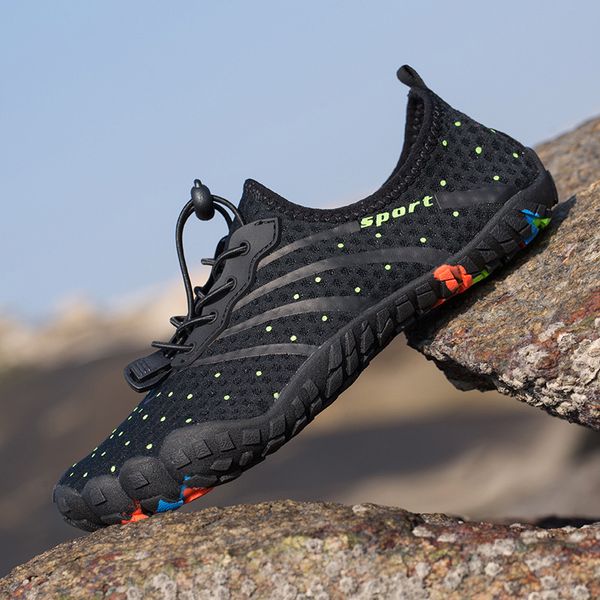 

new summer men water shoes women beach shoes breathable upstream sneakers barefoot swimming aqua diving fishing sandals