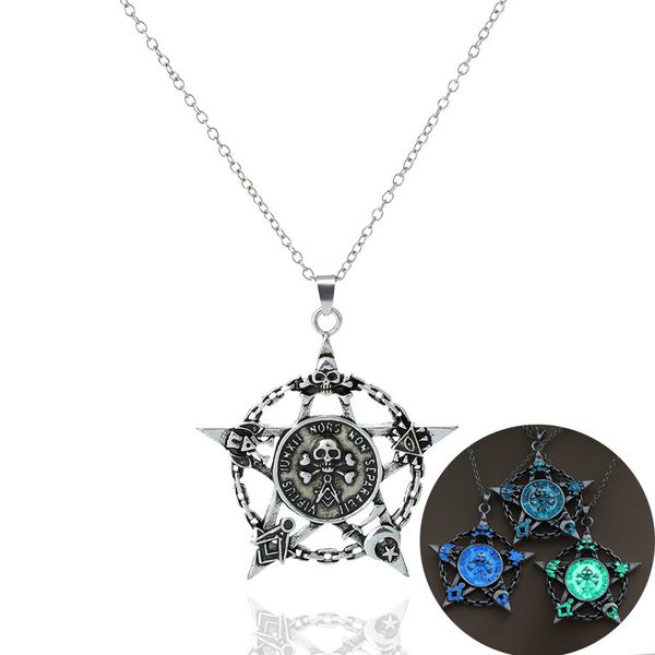

a skull head necklace five-pointed star modeling pendeloque cut halloween noctilucent ornaments, Silver