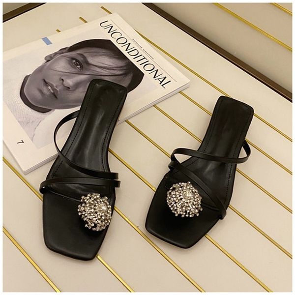 

slippers 2021 summer women slipper bling crystal low square heel sandal outdoor casual beach flip flop vacation slide, Black