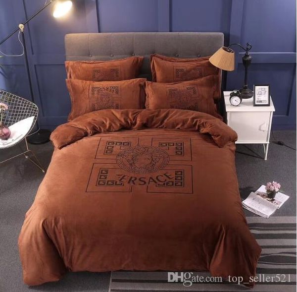 

home textiles quilt cover pillowcase sets soft warm cottonzipper velvet luxury original fashion brand classic simple winter thick set