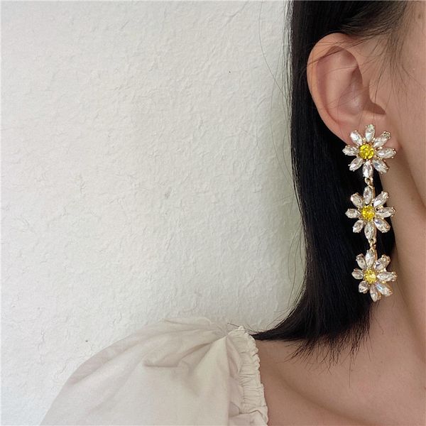 

aomu new 2020 baroque long exquisite earrings korean crystal daisy flowers tassel earrings for women girls party jewelry, Silver