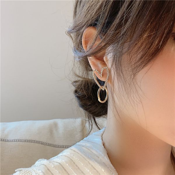 

тонгук двери серебро 925 полный алмазное сердце серьги темперамент дикого личности металлические кольца серьги серьги женщин, Golden