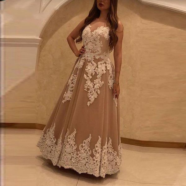 

new arrival a-line appliques lace evening dresses 2019 spaghetti strap formal dress party prom gowns robe de soiree, Black