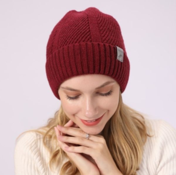 

2019 autumn and winter new sports cashmere curling plus fluffy wool caps neutral luxury fashion thick striped striped knit hats wholesales, Blue;gray