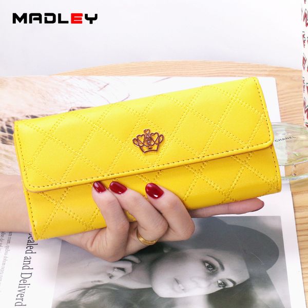 

2020 new style pu women's wallet long three fold korean-style clutch buckle diamond-quilted crown card bit more leather wallet, Red;black