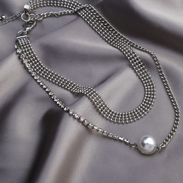 

2020 new highlight pearl pendant choker necklace for women crystal multi-layer clavicle chain statement party jewelry, Golden;silver