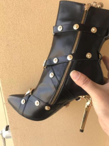 

2019 often buyers for need shoes boots short boots real leather, Black