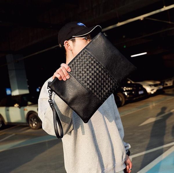

factory wholesale men handbag england fan woven wrist bag street trend leathers clutch multifunctional wovens leather fashion shoulder bags