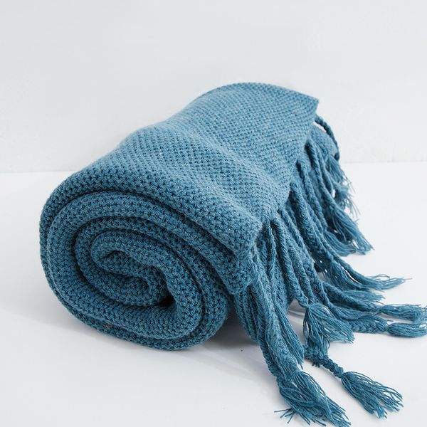 

2020 wool acrylic blankets spring warm knitted tassel decorative blanket sofa/bed cover quilt woman fashion throw and blanket