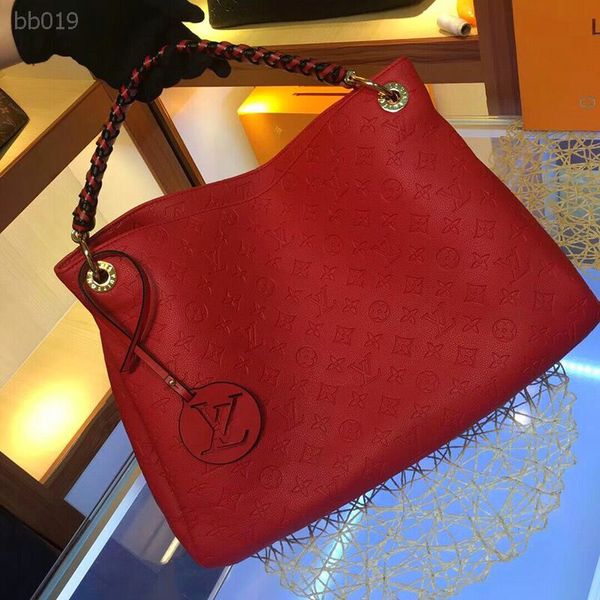 

2019 new fashion wave pattern handbags women bags style bag star same paragraph leather shoulder messenger small square bag