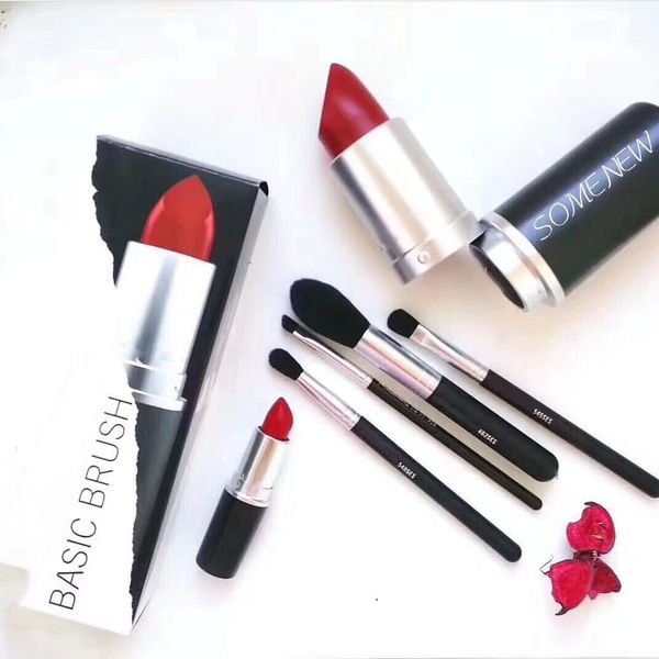 

2018 new makeup brand look in a box basic brush 4pcs/set brushes set with big lipstick shape holder makeup tools good item