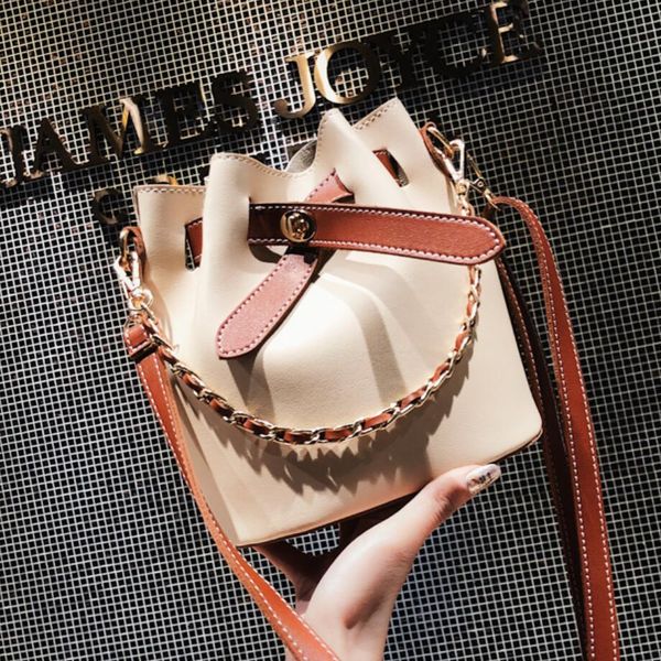 

elegant female tote bucket bag 2019 fashion new quality pu leather women's designer handbag lock chain shoulder messenger bags