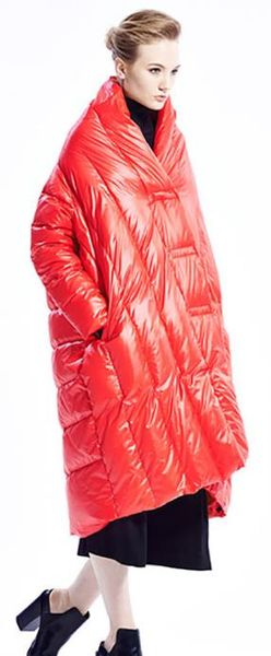 

новый европейский и американский белый пуховый утиный плащ, крупный пуховик, утолщенная куртка baitai среднего и длительного срока, Black