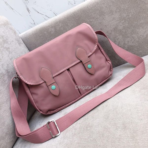 

fashion summer 2020 fold postman bag business bag men and women single shoulder messenger bag size 33 *25 *10cm