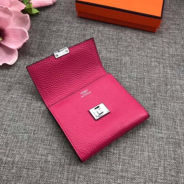 

sd7 brand lady holding bag fashion entertainment bag classic charm exquisite fashion design party delivery, Black;red