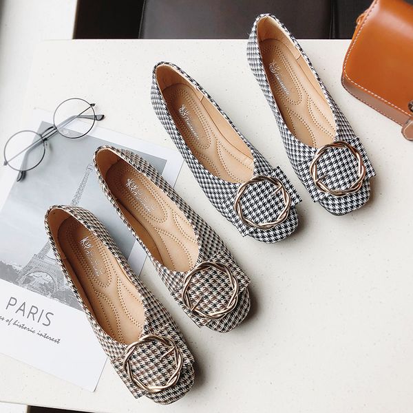 

2019 spring autumn plaid slip on flat shoes woman flats white black loafers metal ballet flats boat shoes zapatos mujer 75c22