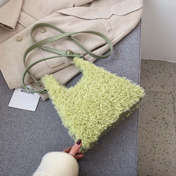 

lamb plush bag large capacity women's bag new style 2020 high texture one-shoulder crossbody underarm furry fluffy