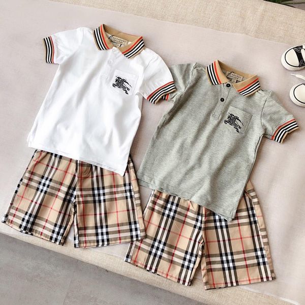 

Conjuntos de Roupa dhjun