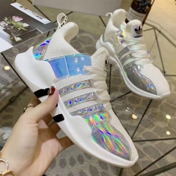 

summer and autumn new men's shoes travel casual fashion fashion wild show breathable sports running shoes flat white shoes men